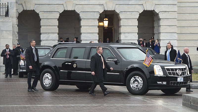 Read more about the article President Trump’s Limo Is Armored & Ready In 2018!